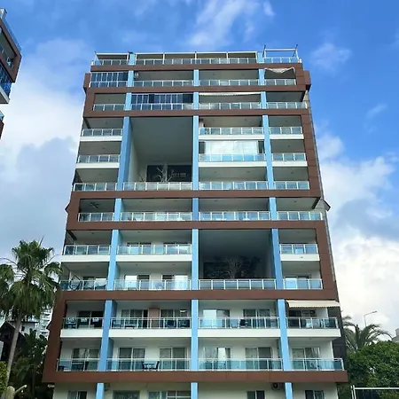 Crystal Towers Apartament Alanya