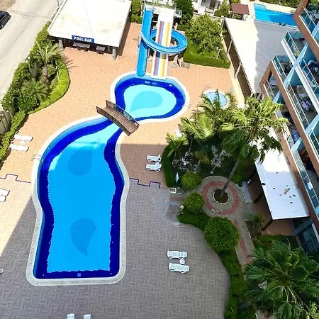 Crystal Towers Apartament